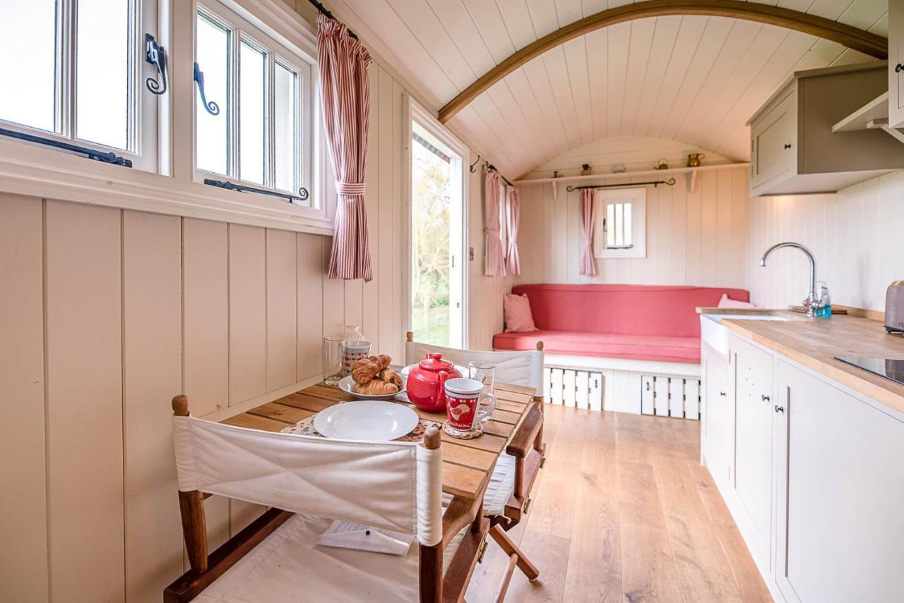 Thyme Shepherds Hut Boundary Farm, Framlingham Woodbridge Exterior photo